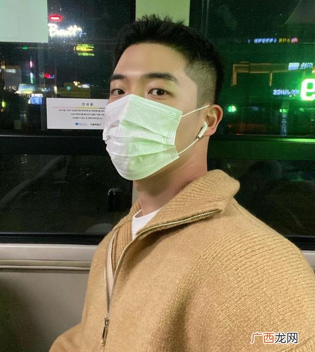 短碎飞机头发型图片,飞机头男生发型