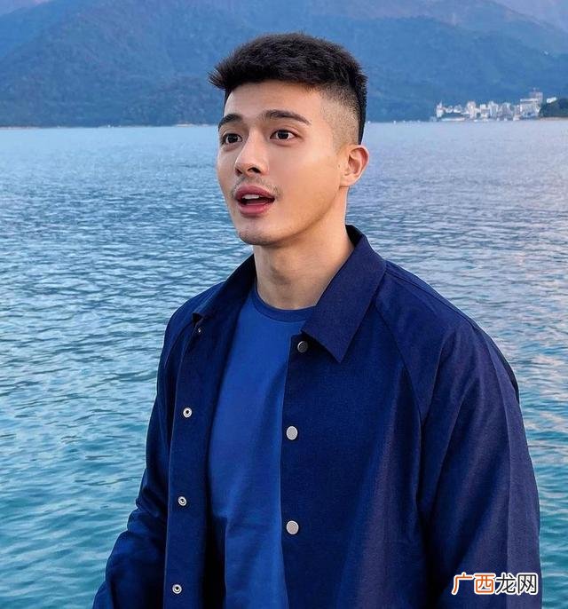 短碎飞机头发型图片,飞机头男生发型