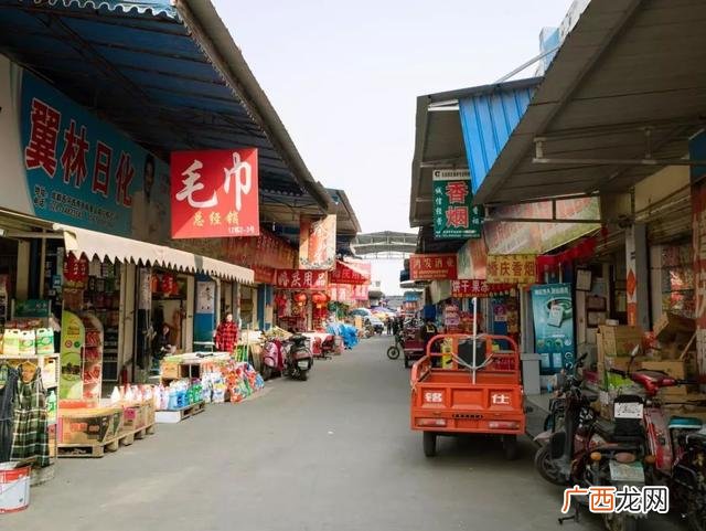成都酒瓶批发市场有吗,成都小零食批发市场在哪里有