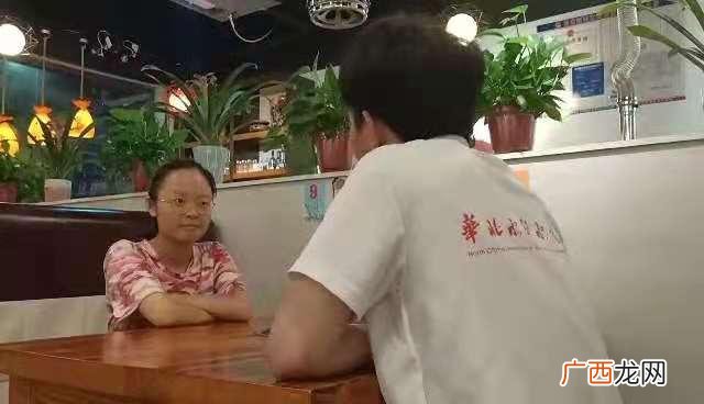 大学生回乡创业政策 帮助群众创业的报道