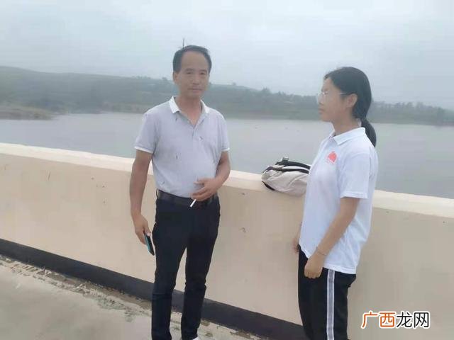 大学生回乡创业政策 帮助群众创业的报道