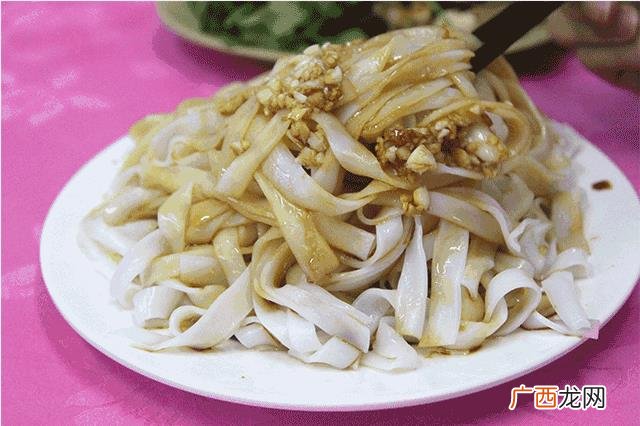 广东河粉的制作配方,汤河粉图片