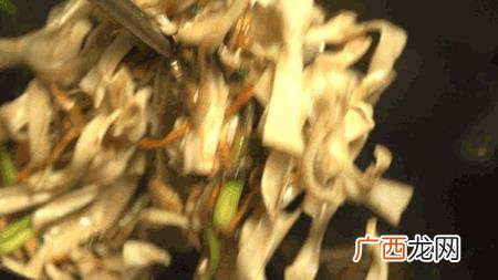 广东河粉的制作配方,汤河粉图片
