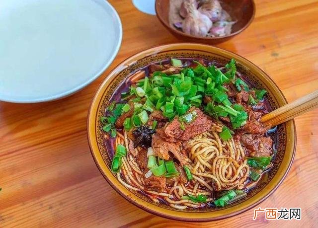 办一个洗衣液加工厂 洗衣液进货哪里便宜