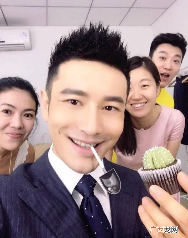 黄奕一年赚多少钱,黄奕投资蛋糕什么品牌