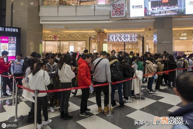 奶茶店一天能卖200杯吗 投资30万开奶茶店多久回本