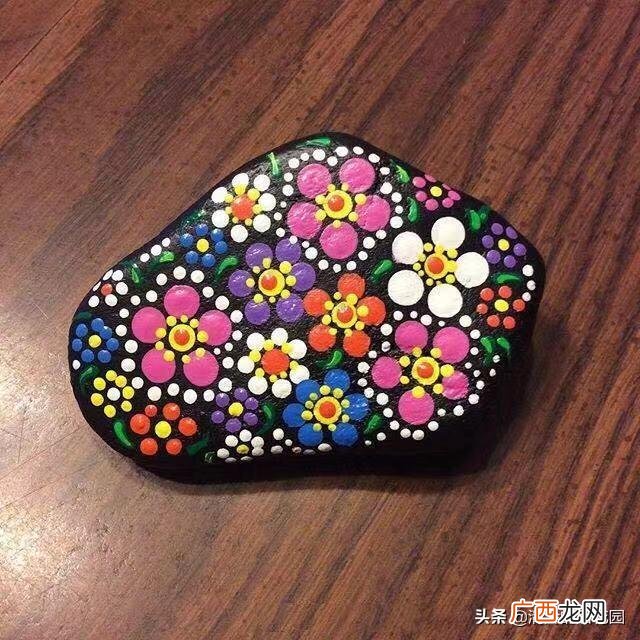小学生石头画图片大全 创意彩绘石头