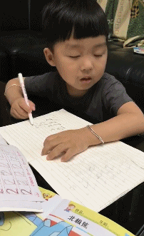2019年度十大育儿热词出炉 学霸都是来报恩的，学渣都是来报仇的