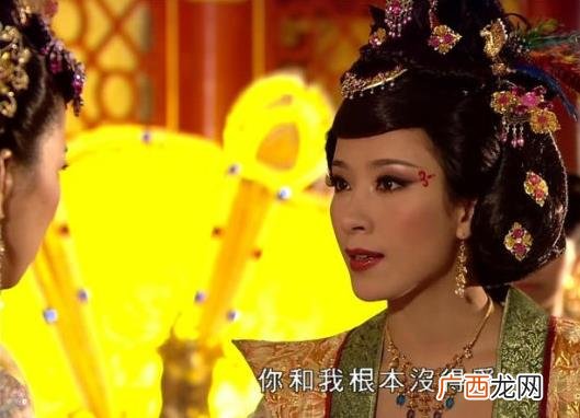 白莲花是什么意思？心机圣母婊白莲花女人性格 如何鉴定白莲花绿茶婊