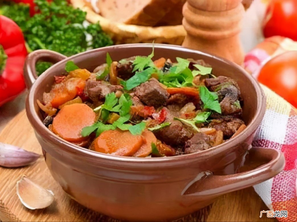 家常炖牛肉做法的调料最佳配方 炖牛肉放什么调料最香
