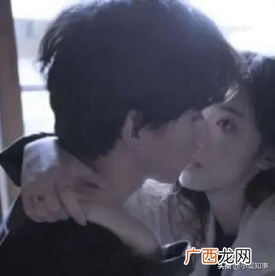 做三种动作可以吸引男朋友关注你 怎么诱惑男朋友