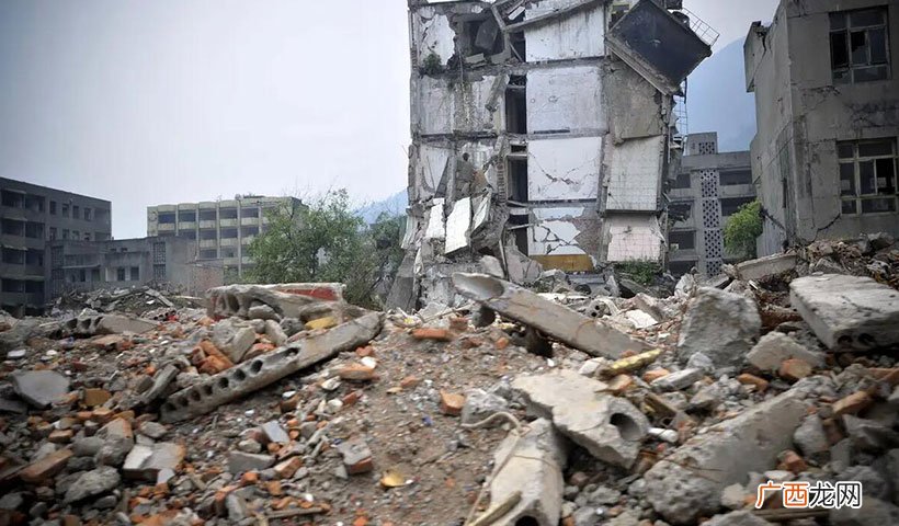 遇到地震时应该怎么办 地震来临前的9种预兆