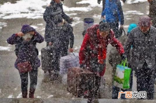 反向春运是什么意思？为什么越来越多的农村人留在城市过年