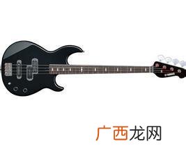 贝斯和吉他的区别,吉他和贝斯有什么区别?还有弹奏方法区别大吗？