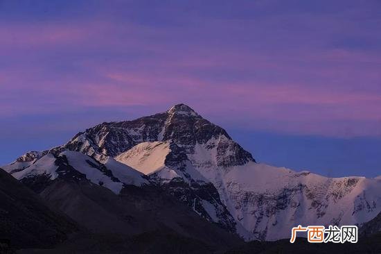 比珠穆朗玛峰还高的山,除青藏高原外最高的山？
