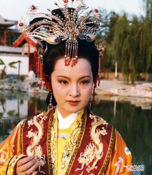 贾府被查抄的直接原因是什么 皇上为什么抄贾府