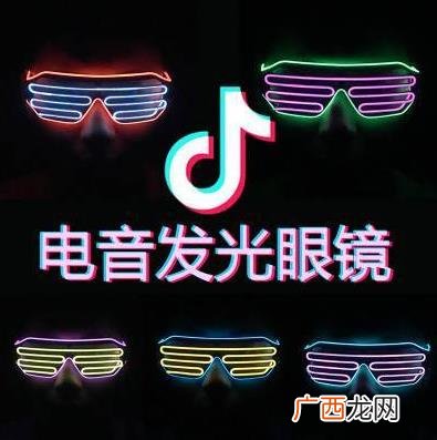 抖音社会人是什么梗？如何假装一个抖音社会人？小猪佩奇为什么会火