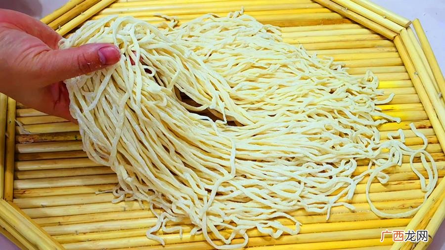 牢记1招,出锅爽滑劲道不起坨 面条怎么煮好吃