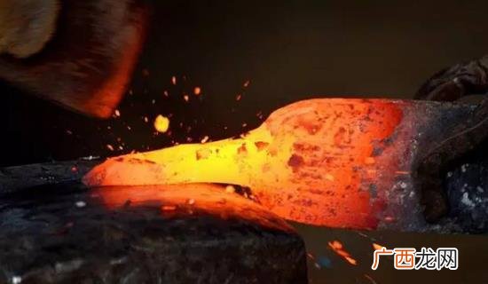 盘它是什么意思什么梗 甭管是啥盘它就对了 2019年首个网络流行语