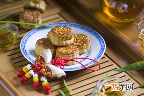 关于中秋节的传统习俗有哪些 中秋节来历和节日风俗