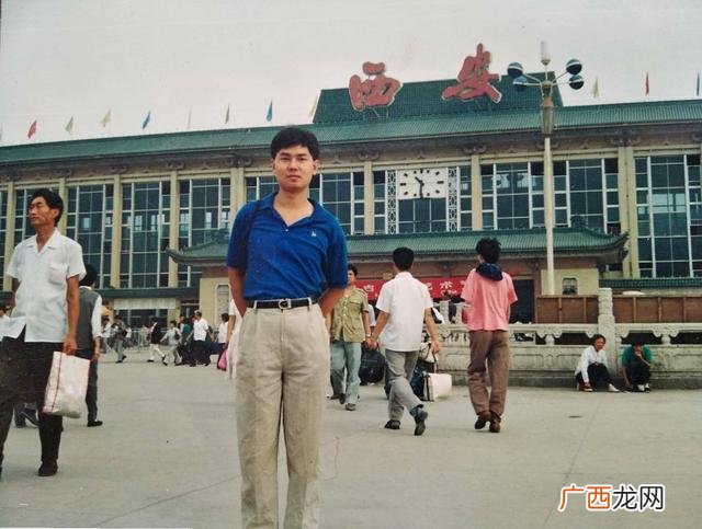 久居樊笼里复得返自然的意思,一个人出去旅游到底有多孤独？