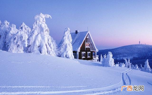 snowy是什么意思,snow,snowy,snows有什么区别？