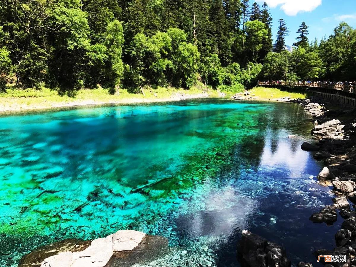 什么时间去九寨沟游玩最好 九寨沟最佳旅游季节是几月份