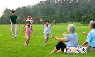 如何孝顺父母的做法