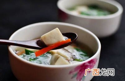 三菜一汤菜谱列表,三菜一汤和四菜一汤有什么讲究？