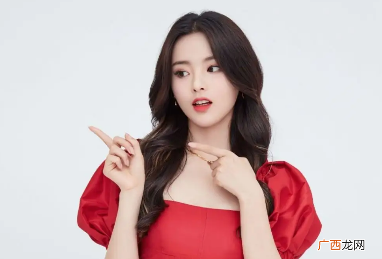 从流水线女工到福布斯的富豪，经历了什么 杨超越为什么火