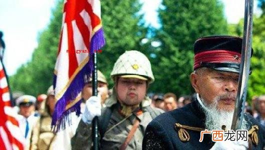 老右是什么意思？