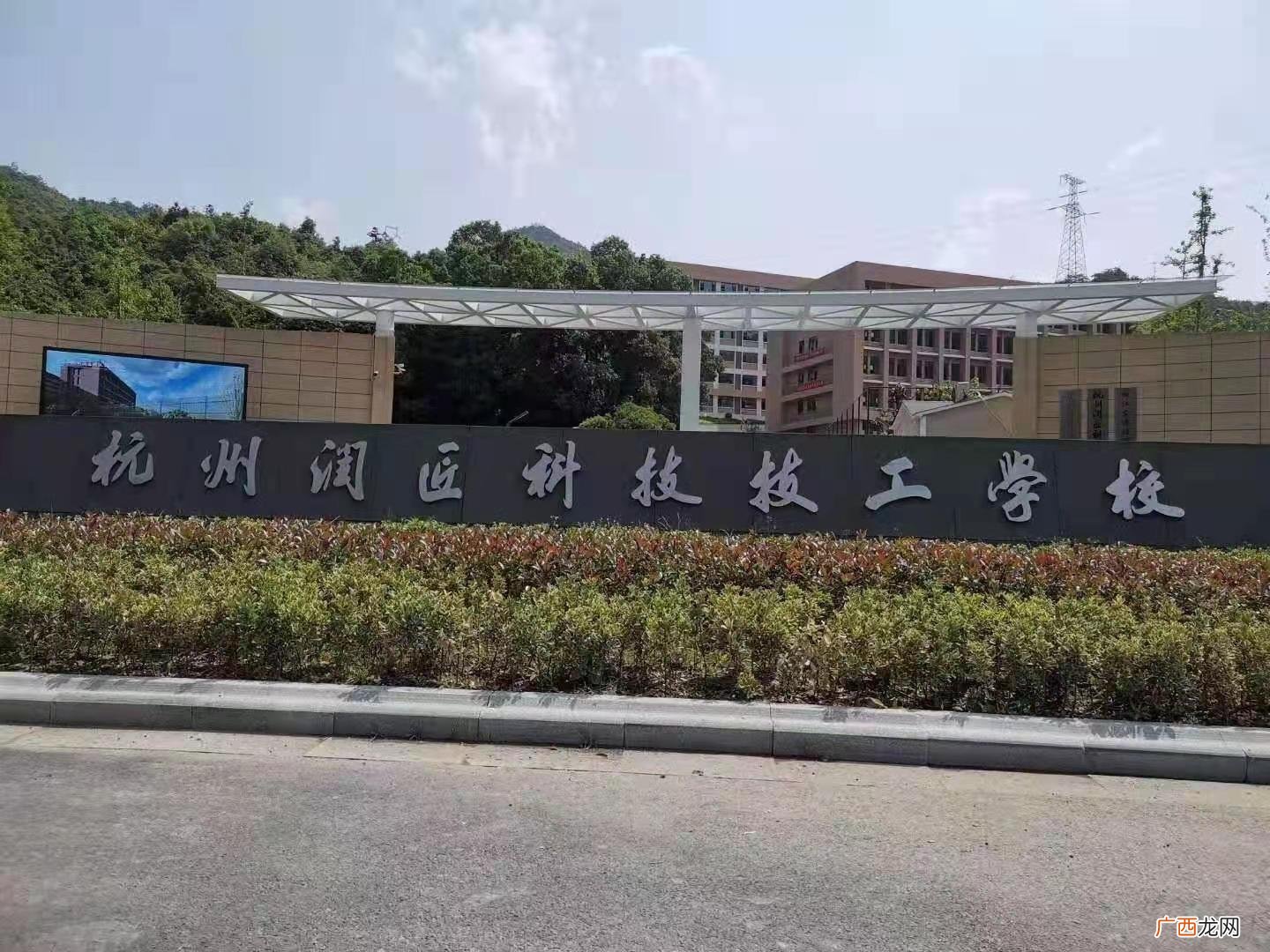 中考成绩200多分能上技校吗 中考报技校要多少分才能上