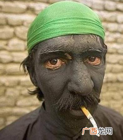 当然是选择原谅她是什么意思什么梗？当然是选择原谅她绿帽子表情包