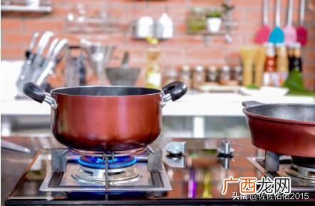 锅烧糊的黑垢怎么去除,锅烧焦了怎么清洗?