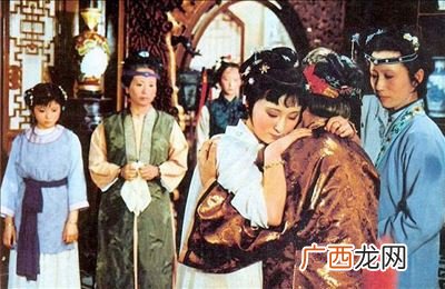 钗怎么读,恰怎么读和怎么组词？