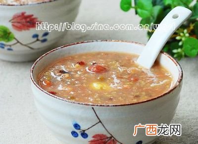 粥油的做法,粥店小米粥的做法？