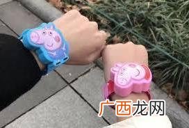 抖音社会人小猪佩奇手表是什么意思 小猪佩奇身上纹 掌声送给社会人