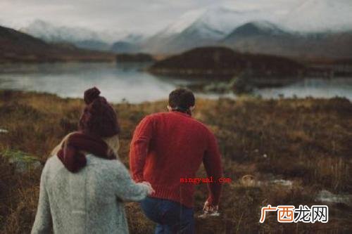 我为你翻山越岭却无心看风景是什么意思？