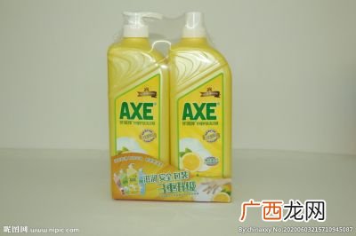 斧头牌洗洁精是哪里生产的,小苏打和斧头食粉有什么区别？