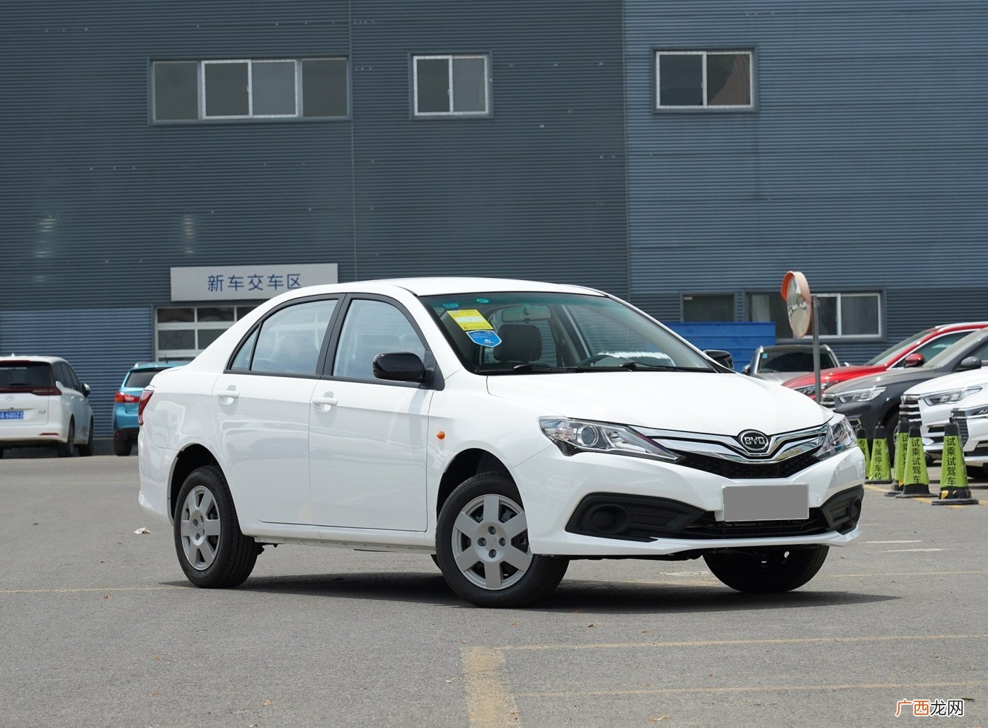 值得推荐五万以内的自动挡小型车 3万一5万新车自动挡