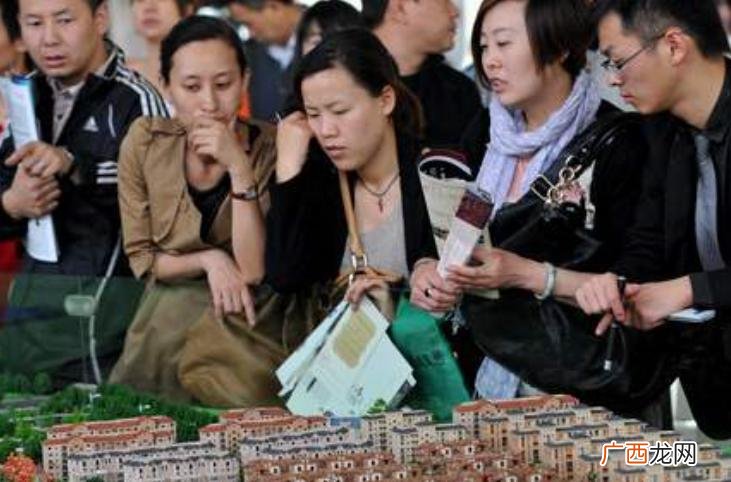 为什么不建议购买腰线层 腰线层上一层好还是下一层好