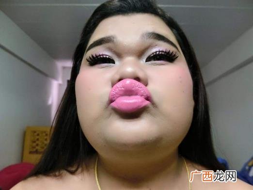 画面太美我不敢看是什么意思？那画面太美我不敢看斗图表情包