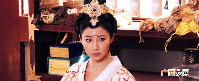 上官婉儿在武则天时期被称为什么？