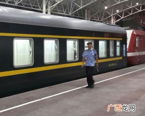 绿皮火车上软卧和硬卧有什么不同 软卧和硬卧的区别