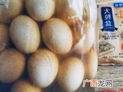 怎么盐水腌鸡蛋出油多