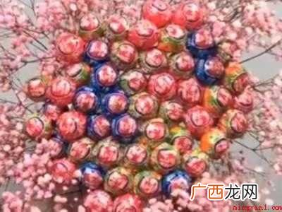 花束棒糖怎么包装的具体操作步骤 花束棒棒糖怎么包装