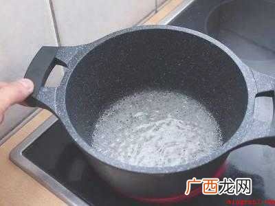 糖汁是怎么熬的具体操作步骤 糖汁是怎么熬的