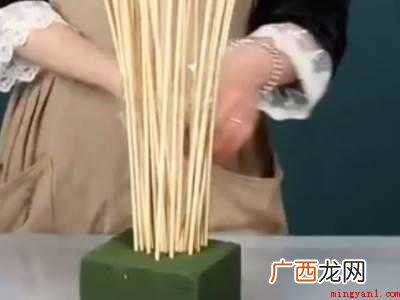 花束棒糖怎么包装的具体操作步骤 花束棒棒糖怎么包装