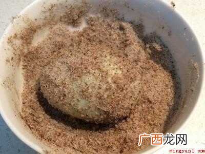 水泡盐蛋怎么做才翻沙出油