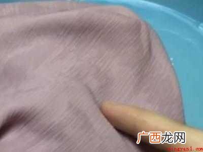 衬衣发霉发黄了怎么洗掉